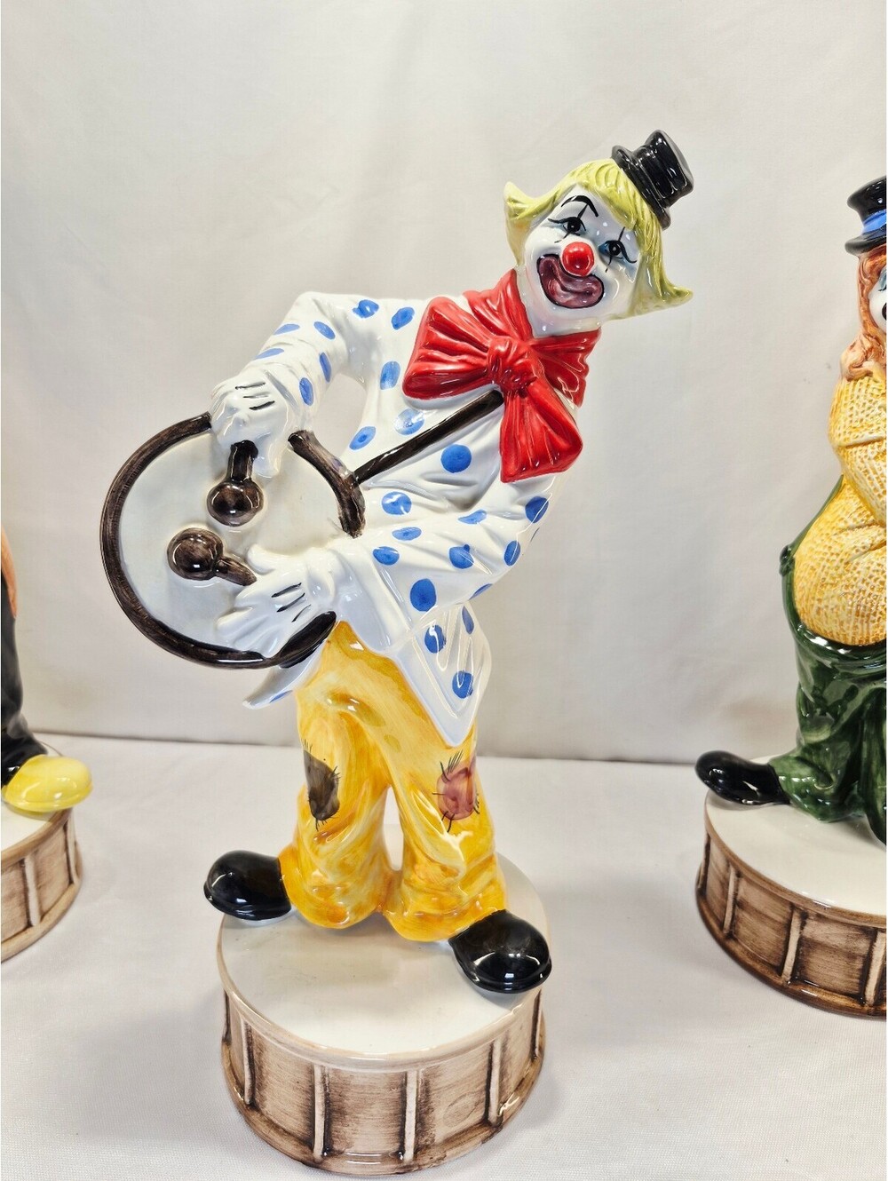 Vintage CAPODIMONTE 18" Clown playing a drum made in italy